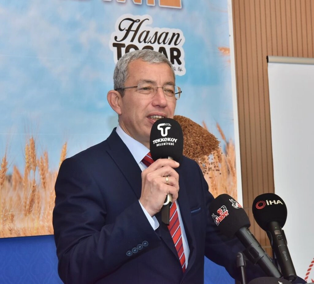 Tekkeköy’de çiftçilere buğday, yonca ve reygras tohumu dağıtıldı