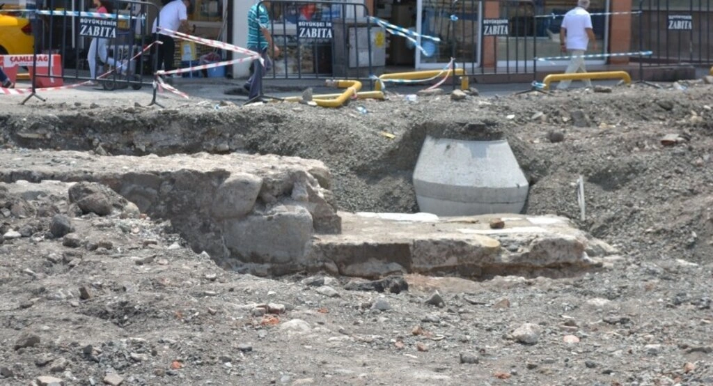 Samsun Tarihi Saathane kazı çalışmaları devam ediyor