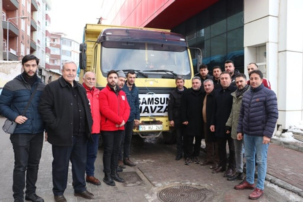 Havza’dan deprem bölgesine bir kamyon yakacak