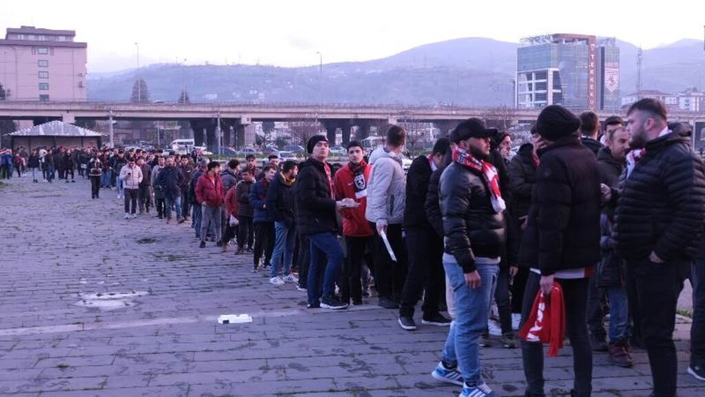 Başkan Togar Samsunspor taraftarına iftar verdi