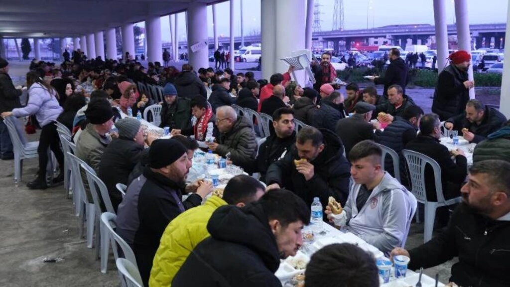 Başkan Togar Samsunspor taraftarına iftar verdi