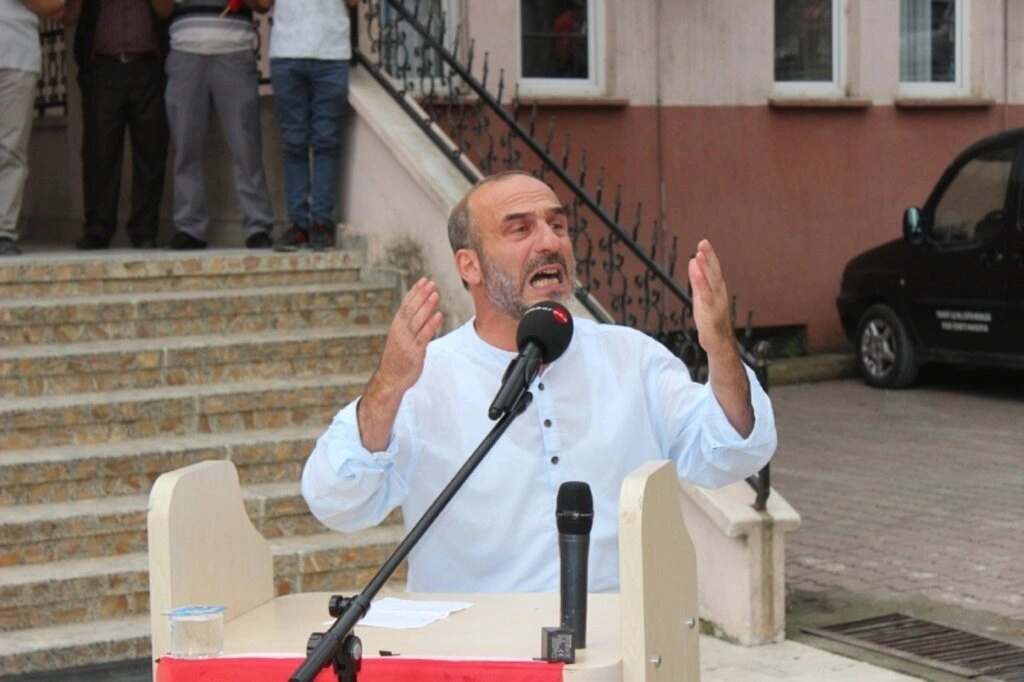 Tekkeköy’de Şehitleri anma ve Dua programı