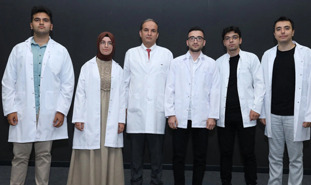 Samsun Üniversitesi Tıp Fakültesi'nde Beyaz Önlük Giyme Töreni Heyecanı