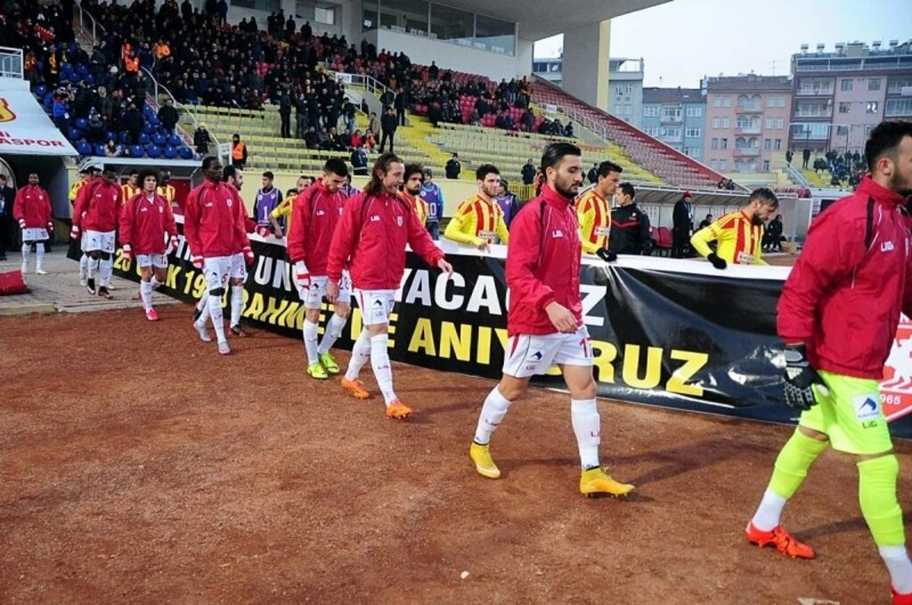 Yeni Malatyaspor Samsunspor maçı resimleri