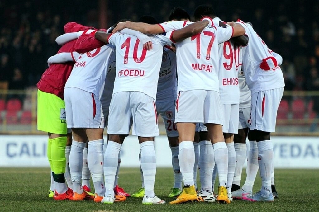 Yeni Malatyaspor Samsunspor maçı resimleri