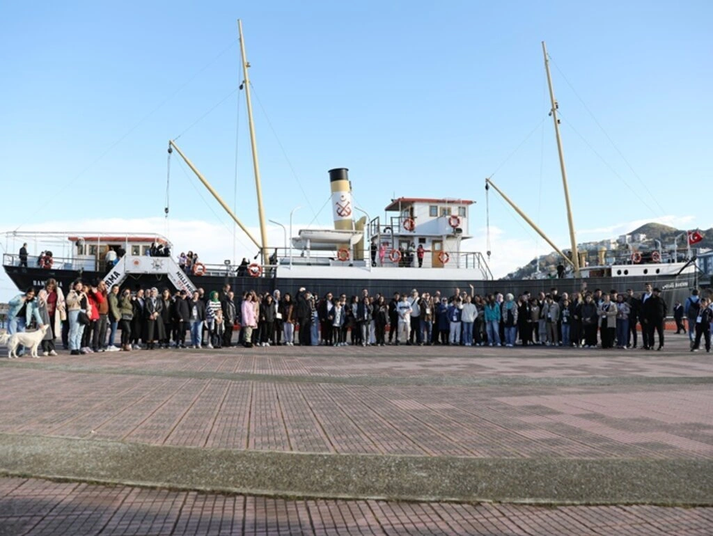 Uluslararası Türk Dünyası Bilim ve Kültür Şenliği Samsun'da coşkuyla gerçekleşti