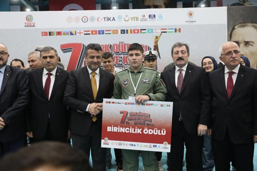 Uluslararası Türk Dünyası Bilim ve Kültür Şenliği Samsun'da coşkuyla gerçekleşti