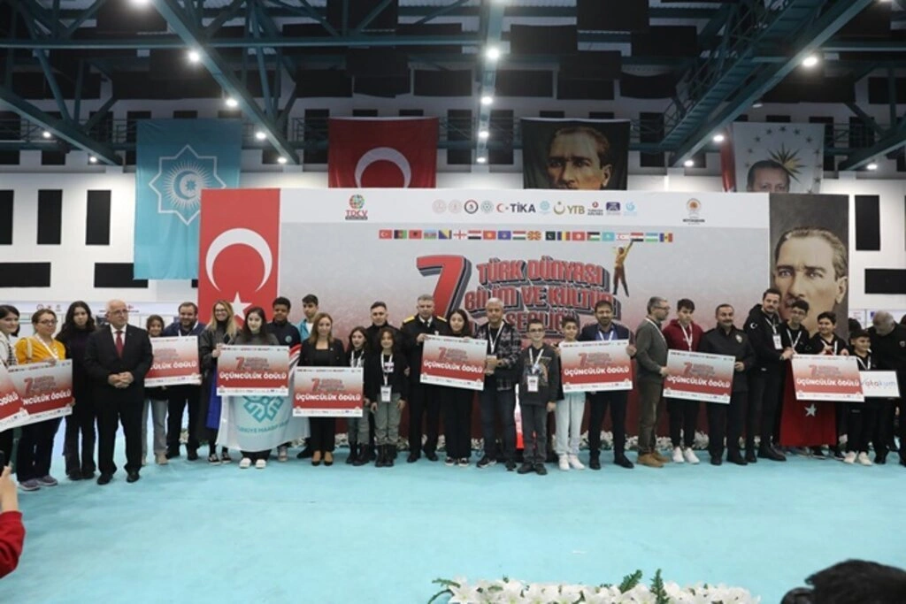 Uluslararası Türk Dünyası Bilim ve Kültür Şenliği Samsun'da coşkuyla gerçekleşti