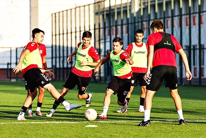 Samsunspor U19 Antalyaspor Maçı Hazırlıklarına Devam Ediyor