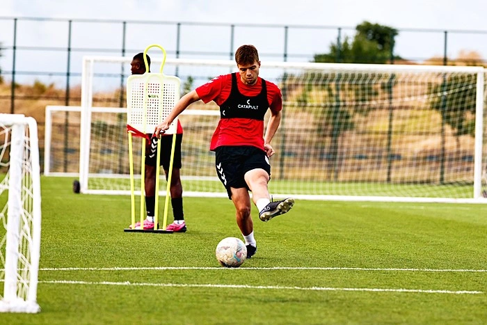 Samsunspor U19 Antalyaspor Maçı Hazırlıklarına Devam Ediyor