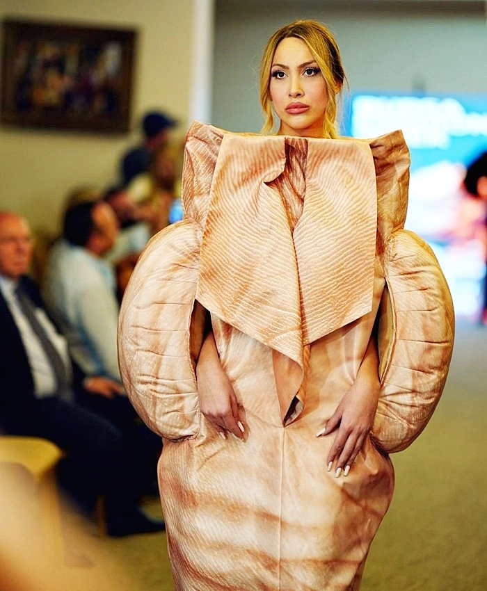 Uluslararası Moda Tasarım Yarışması göz kamaştırdı
