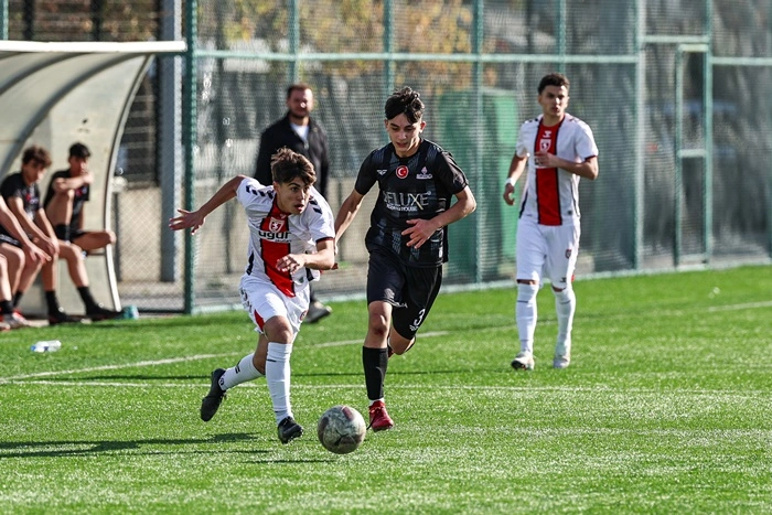 Uğur Okulları Sahadan 5–0 Galip Ayrıldı