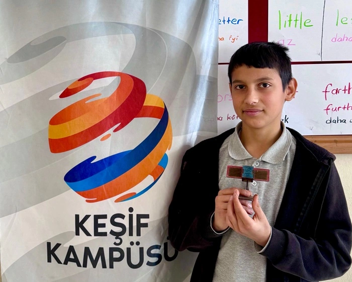 SAMSUN'DA BÜYÜKŞEHİR 40 KÖY OKULUNDAKİ 3 BİN 800 ÖĞRENCİYİ BİLİMLE BULUŞTURDU