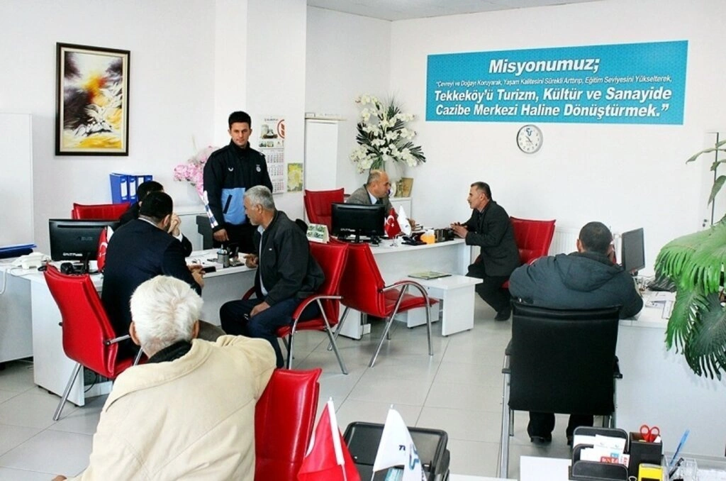 Tekkeköy Belediye Başkanı Hasan Togar