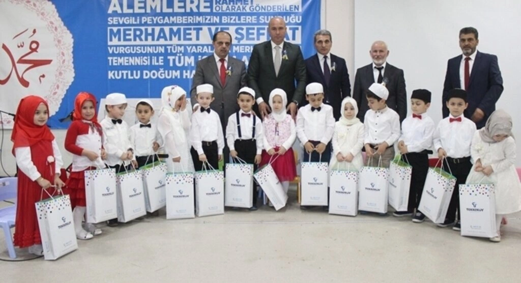 Tekkeköylüler kutlu doğum programında bir araya geldi