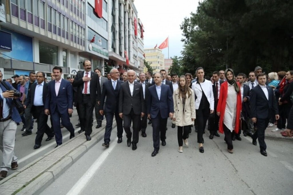 19 MAYIS BAYRAK