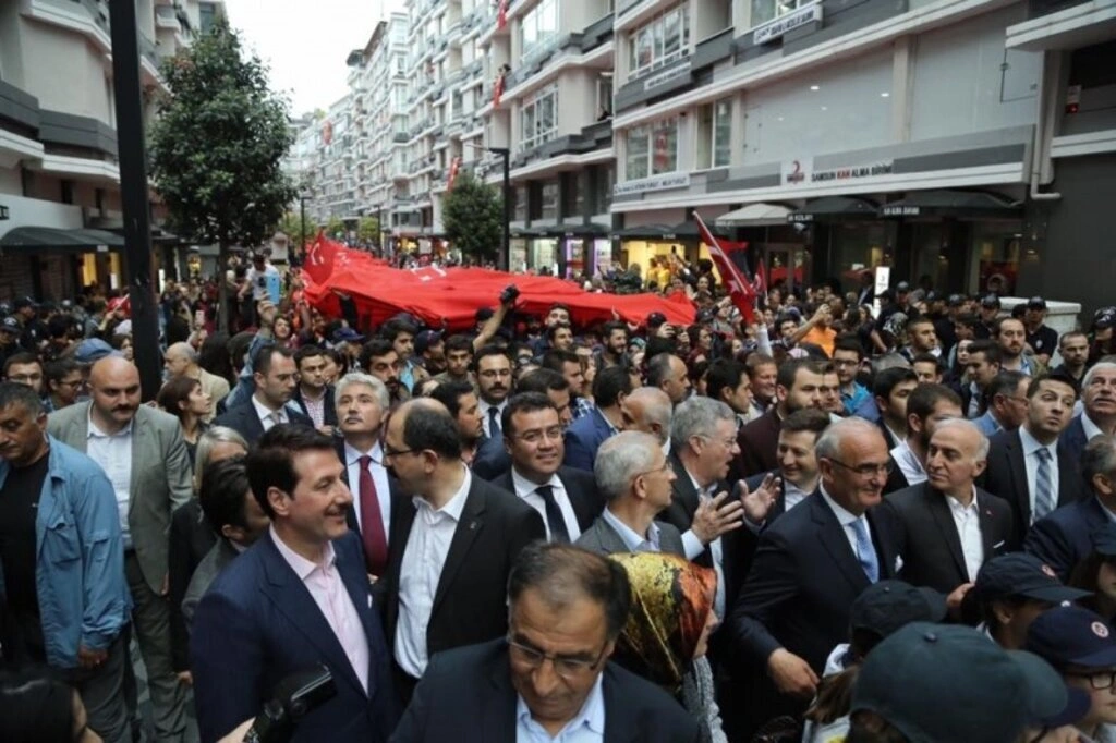 19 MAYIS BAYRAK
