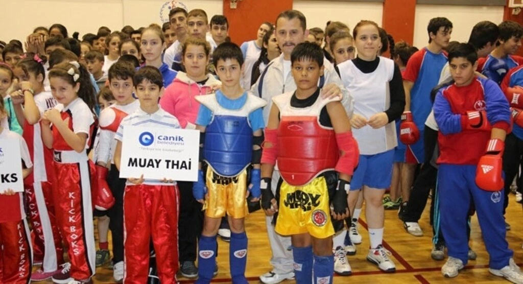 Canik'te spor külüpleri biraraya geldi
