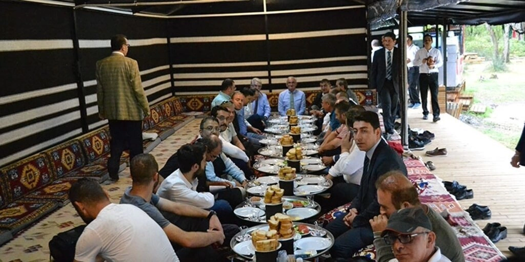 Gazeteciler Kuş Cenneti'ne hayran kaldı