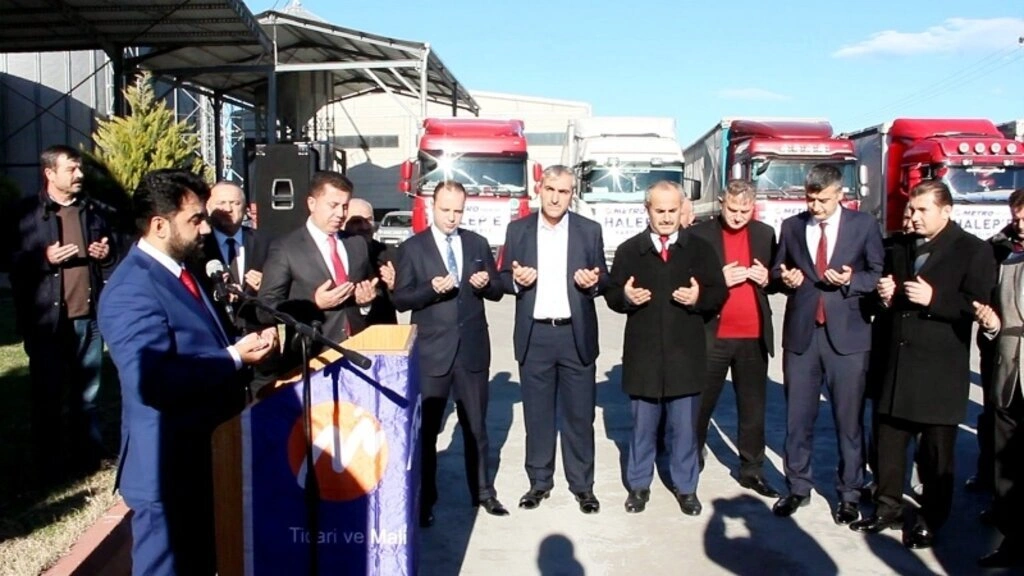 Metro Holding'den Halep'e 150 ton pirinç