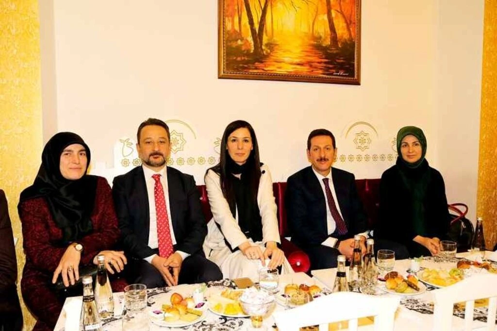 İlkadımlı Muhtarlar Acem Tekkesi'nde Buluştu