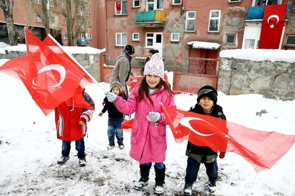 Türkiye Sarıkamış Şehitleri için yürüdü