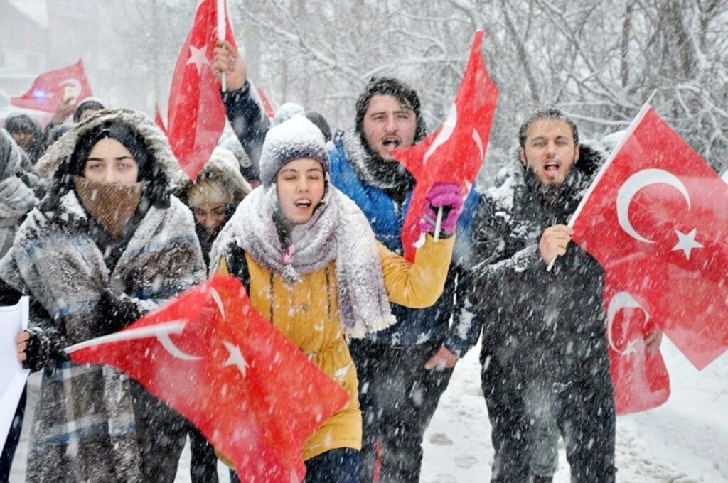 OMÜ'lü öğrenciler Ladik Akdağ'da Sarıkamış Şehitleri'ni andılar