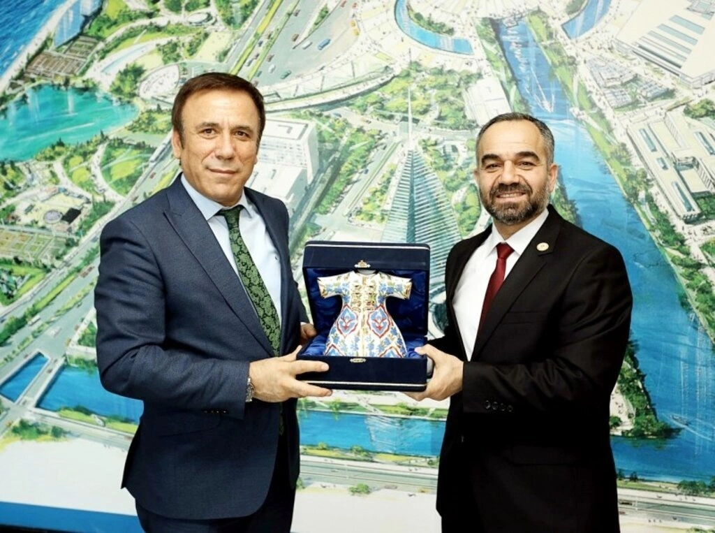 Başkan Osman Genç’e Romanlardan teşekkür