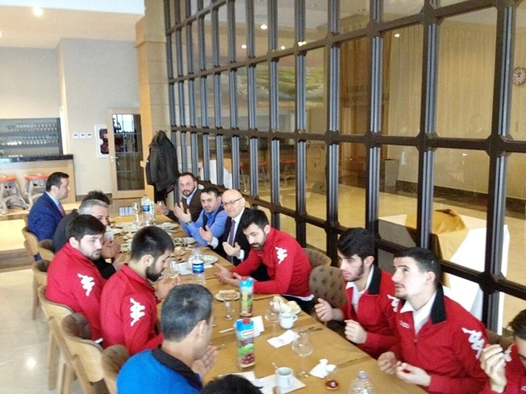 Başkanlar Termespor kampını ziyaret etti