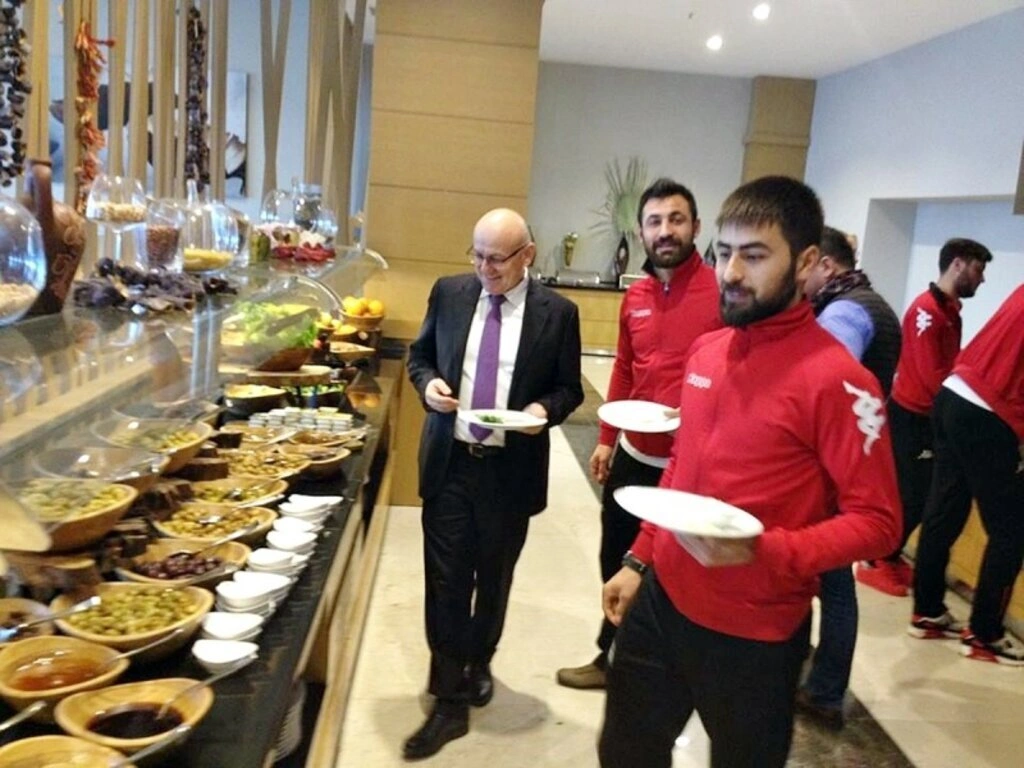 Başkanlar Termespor kampını ziyaret etti