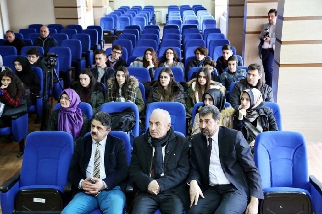Genç Öğrencilerden İlkadım Belediye Başkanı Erdoğan Tok’a Teşekkür