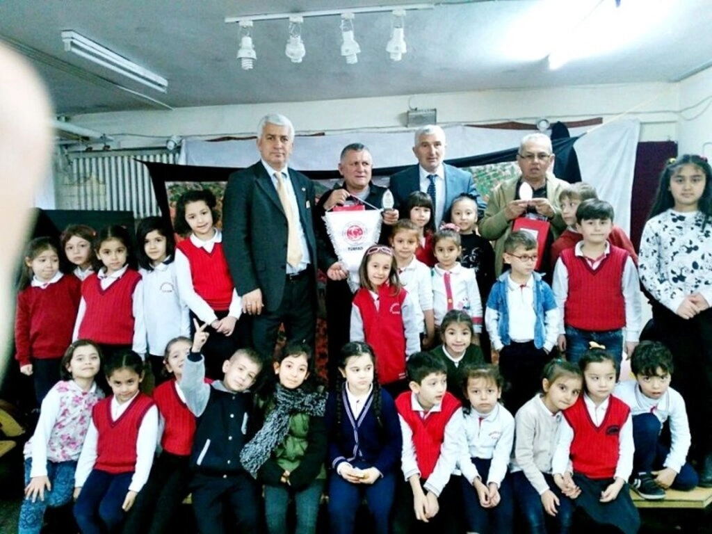 TÜRFAD’tan 'Renkli Dünyalar' Müzikli danslı çocuk oyunu