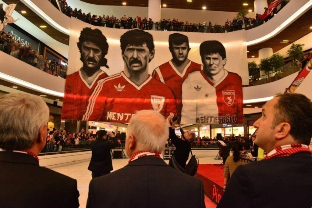 Piazza AVM'de Samsunspor coşkusu yaşandı!