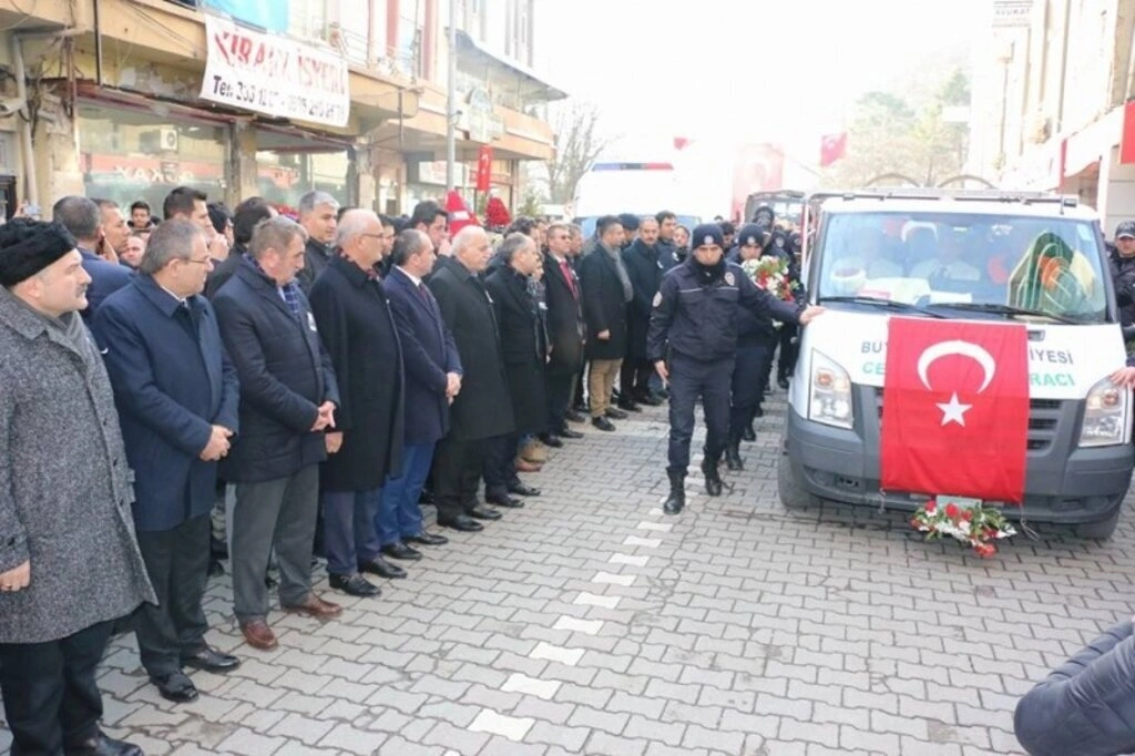 Şehit Ramazan Taşkın son yolculuğuna uğurlandı