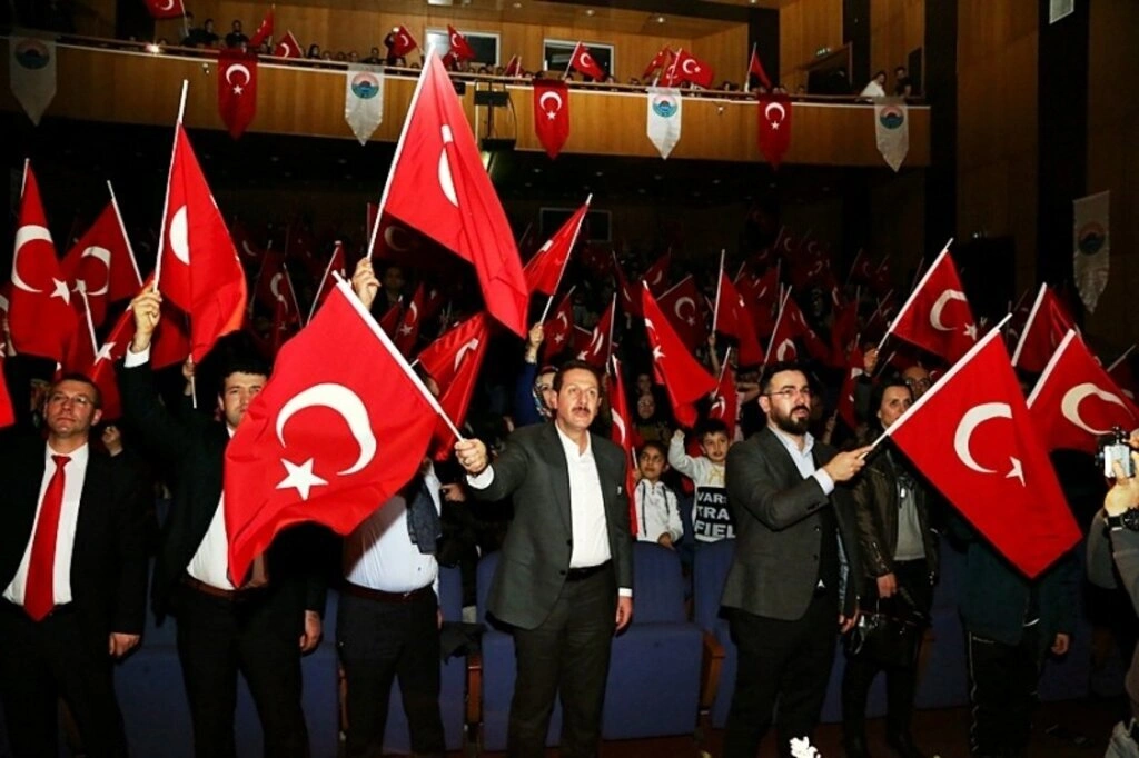İlkadım'da gönüllerin bir, duyguların sel olduğu muhteşem gece