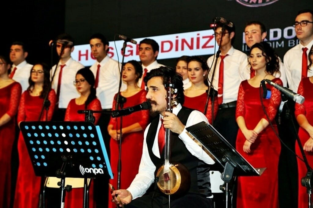 İlkadım'da gönüllerin bir, duyguların sel olduğu muhteşem gece