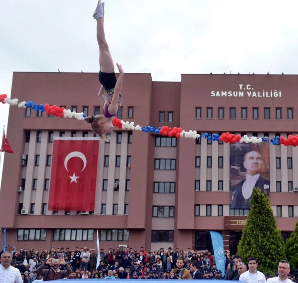 Atatürk'ün Samsun'a çıkışının 98. yıl dönümü kutlandı