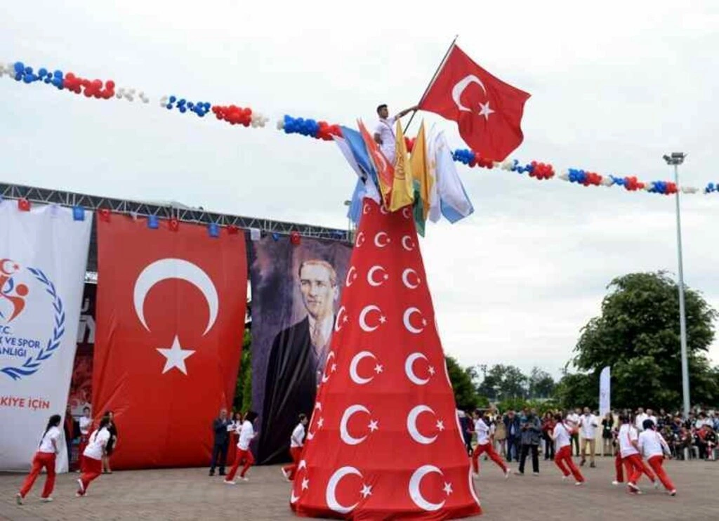 Atatürk'ün Samsun'a çıkışının 98. yıl dönümü kutlandı