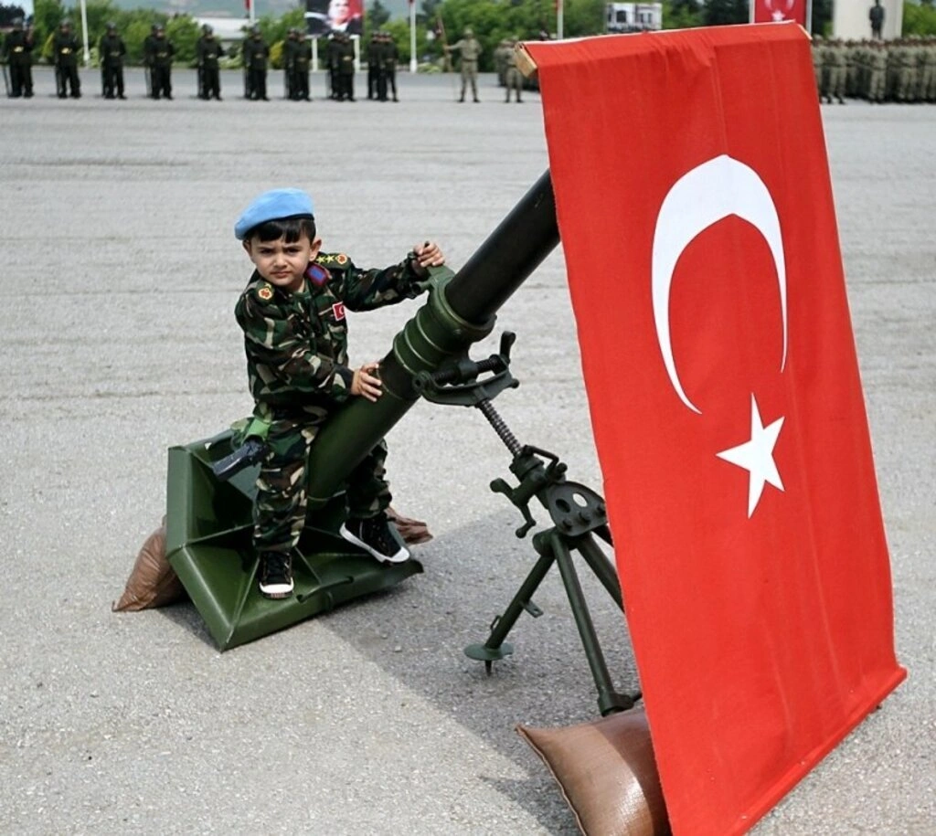 Acemi askerler yemin etti