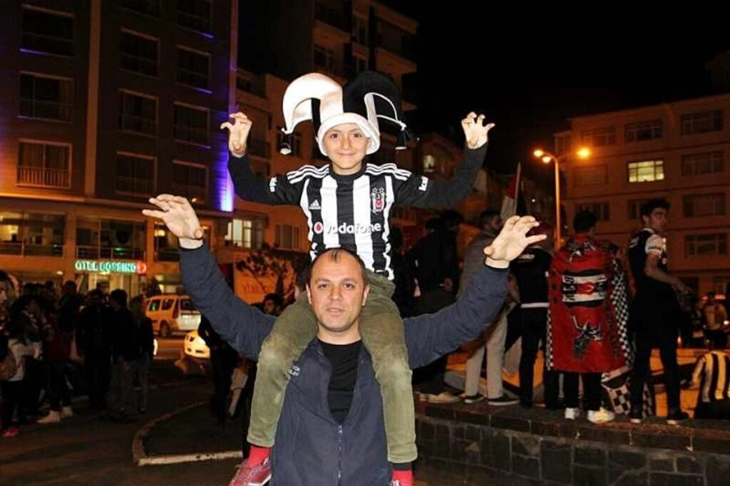 Beşiktaş'ın Şampiyonluğu Samsun'da da kutlandı