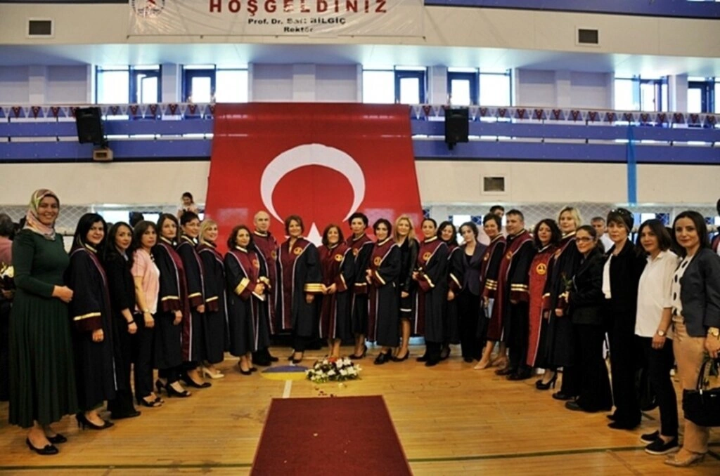 Sağlık Bilimleri Fakültesi mezuniyet töreni