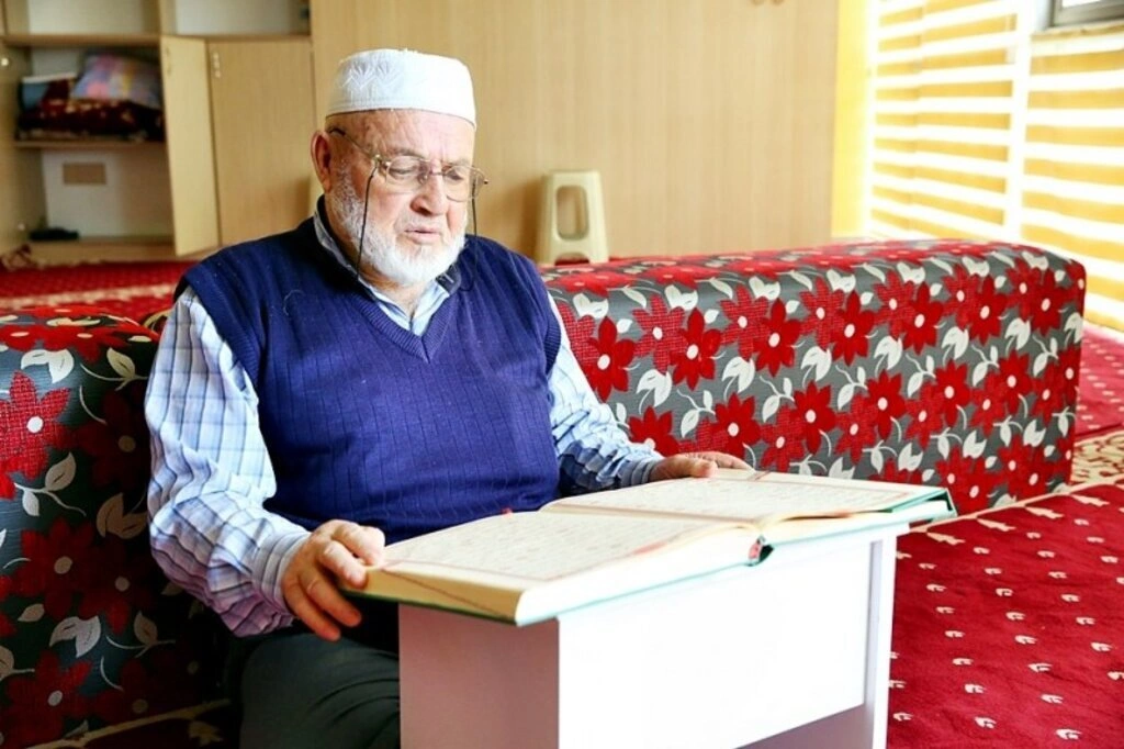 Huzurevinde eski ramazanları özlüyorlar