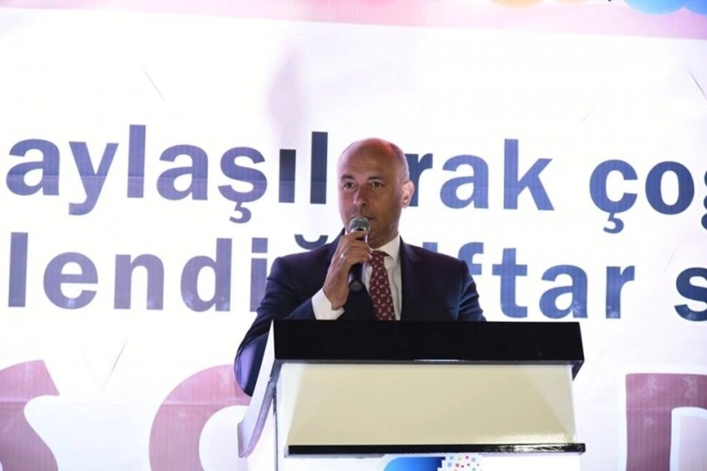 Tekkeköy de on binler aynı sofra da oruç açtı