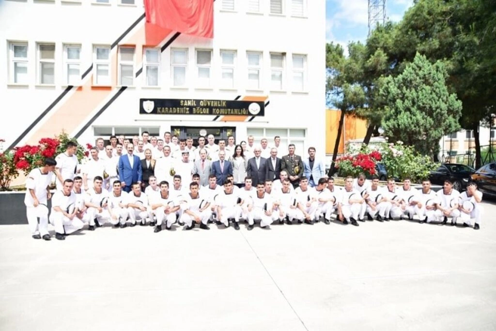 Başkan Yusuf Ziya Yılmaz'ın bayram mesaisi