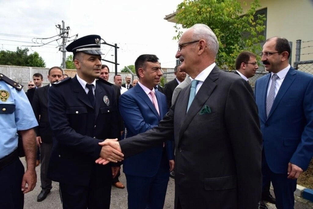 Başkan Yusuf Ziya Yılmaz'ın bayram mesaisi