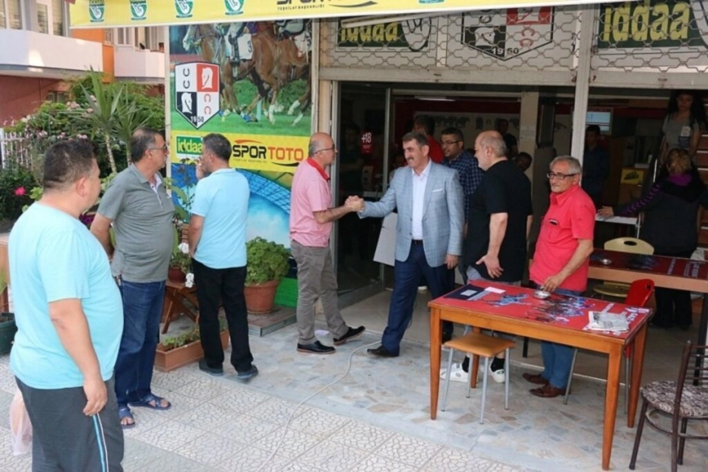 AK Parti Samsun Milletvekili Fuat Köktaş'tan bayramlaşma mesaisi