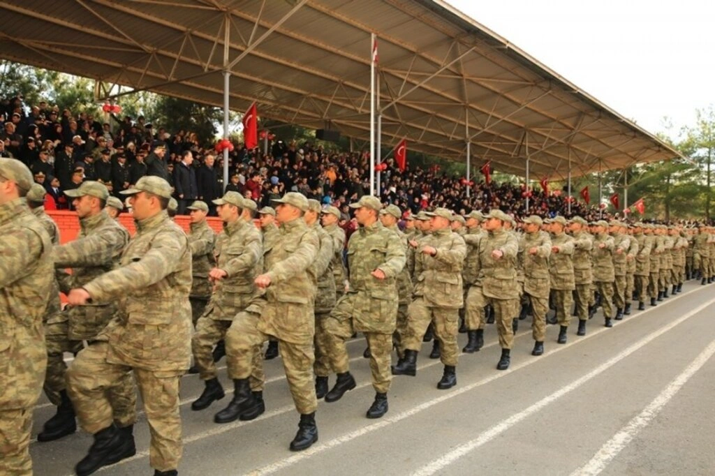 Acemi erler yemin etti