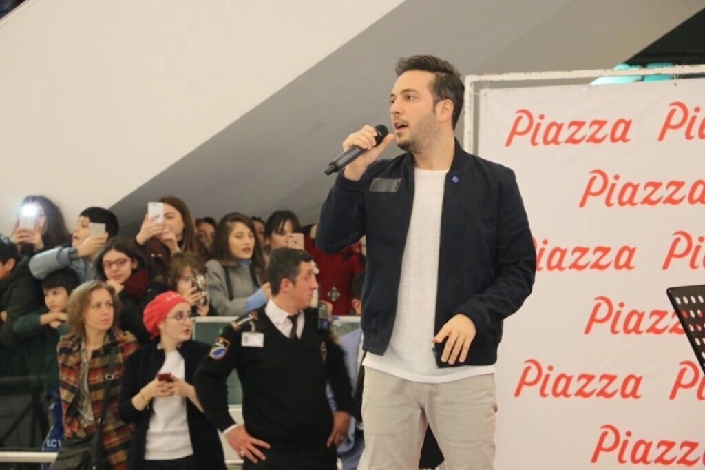 Piazza'da Oğuzhan Koç rüzgarı