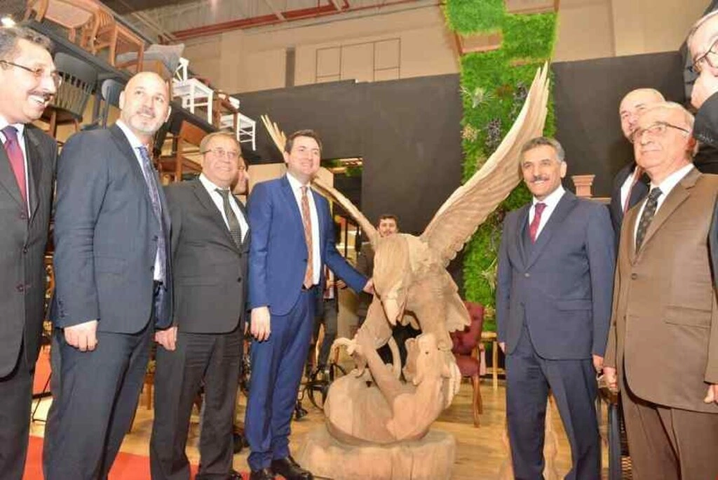 GÖZ KAMAŞTIRAN TASARIMLAR TÜYAP SAMSUN 3. MOBİLYA VE DEKORASYON FUARI’NDA