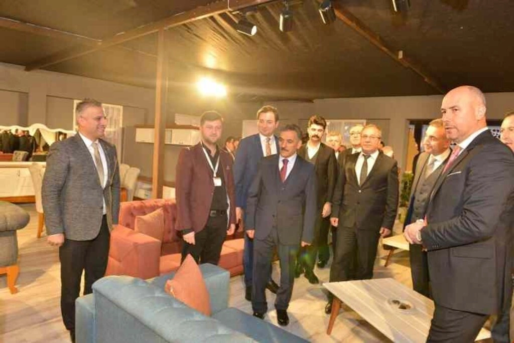 GÖZ KAMAŞTIRAN TASARIMLAR TÜYAP SAMSUN 3. MOBİLYA VE DEKORASYON FUARI’NDA